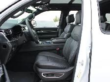 2026 Jeep Grand Wagoneer L Summit - Photo 11