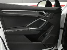 2023 Audi Q3 Technik S-Line Sport Black Optics 360CAM SONOS Ambi - Photo 11