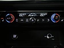 2023 Audi Q3 Technik S-Line Sport Black Optics 360CAM SONOS Ambi - Photo 22