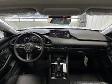2026 Mazda3 GT - Photo 17