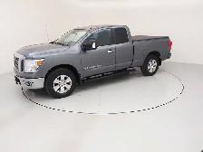 2018 Nissan Titan SV|KING CAB|4X4|LTHR|HTD SEATS/WHEEL|SPLIT BEN - Photo 2