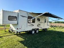 2012 Gulf Breeze Camping Trailer