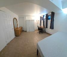 Private&fully furnished bedroom walking distance from University - Photo 4
