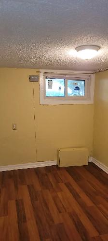 Two Bedroom Apartment for Rent (Jane & St. Clair) - Photo 2