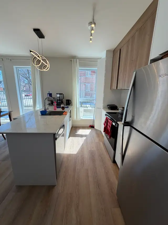 2-BEDROOM IN DORVAL - FREE MONTH PROMO - PETS ALLOWED
