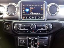 2021 Jeep Wrangler Sahara V6 | Skytop | Alpine | NAV | LED Pkg | - Photo 9