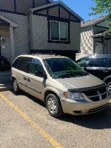 2005 Dodge Caravan (LOW Kilometres : 224700kms)