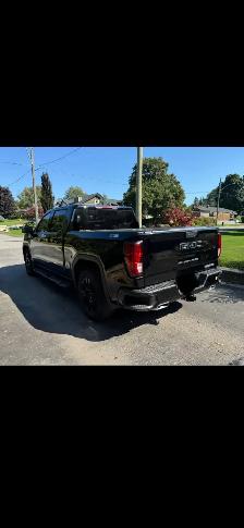 2022 GMC Sierra 1500  Elevation Diesel - Photo 2