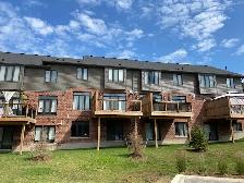 3 bedroom townhouse at North London for rent $2650 - Photo 2