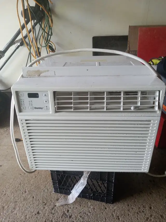 Air conditioner Danby