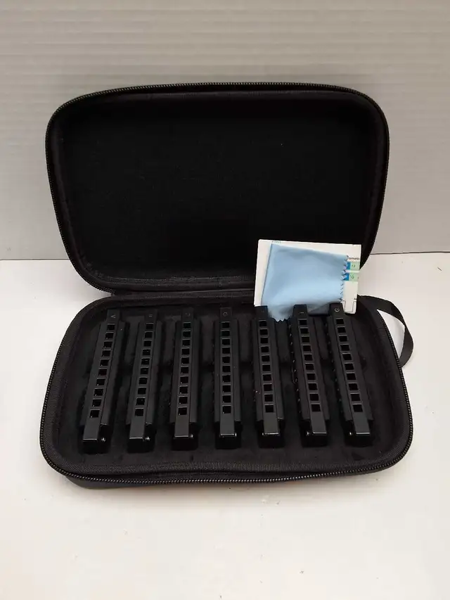 Aklot Harmonica Set A-G w/case