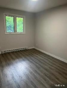 3 BEDROOM UNIT- MAIN FLOOR OF HOUSE - Photo 10
