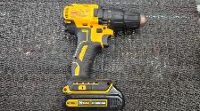 Dewalt 20V MAX Cordless Brushless Drill/Driver Kit - Photo 4