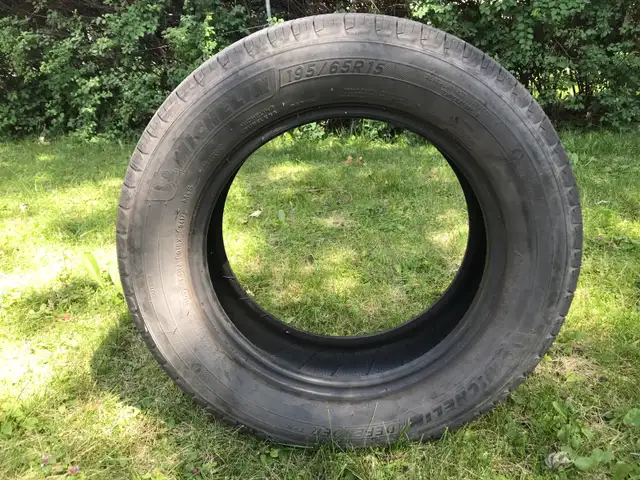 4x Pneus D’été Michelin Defender T H 195/65R15 All-Season