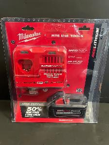 New Milwaukee 48-59-1880 8.0AH Kit