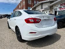 2018 Chevrolet Cruze LT - Photo 5