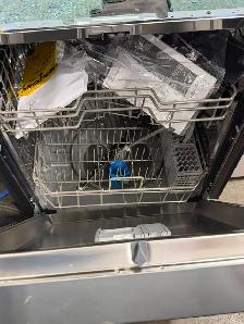 Dishwasher  Midea 24' Front-Control with Interior Light