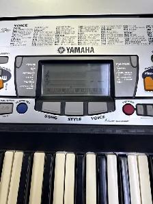 Yamaha PSR-GX76 Keyboard With FootSwitch - Photo 3