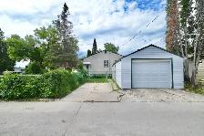 3 BEDROOM FAMILY HOME W/ A FINISHED BASEMENT - Photo 10
