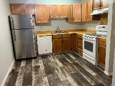 Abbeydale renovated whole house 4 bedroom $2150/m  ut - Photo 3