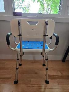 shower chair - Photo 2