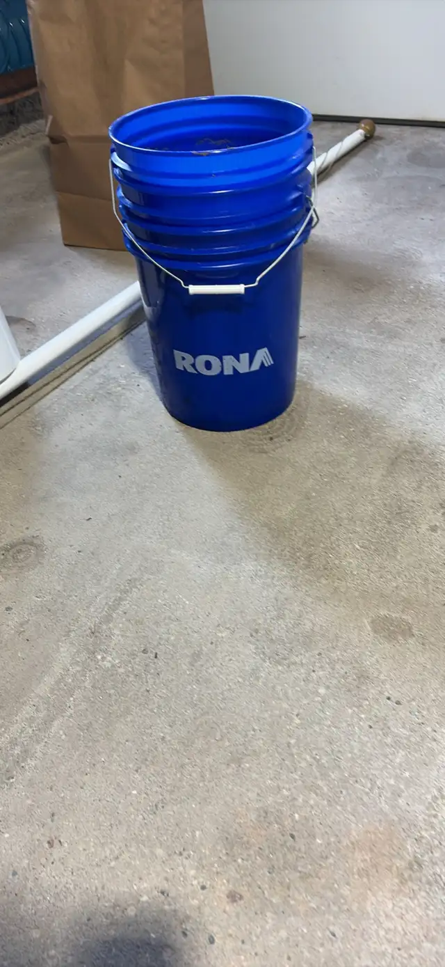 Gardening pails - only used once