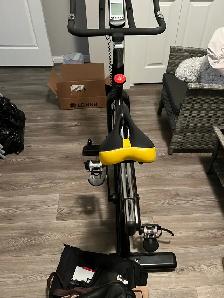 exercise bike - Photo 3