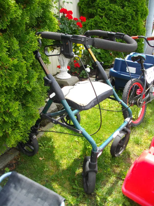 USED WALKER