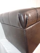 Button Tuffed Ottoman - Photo 8