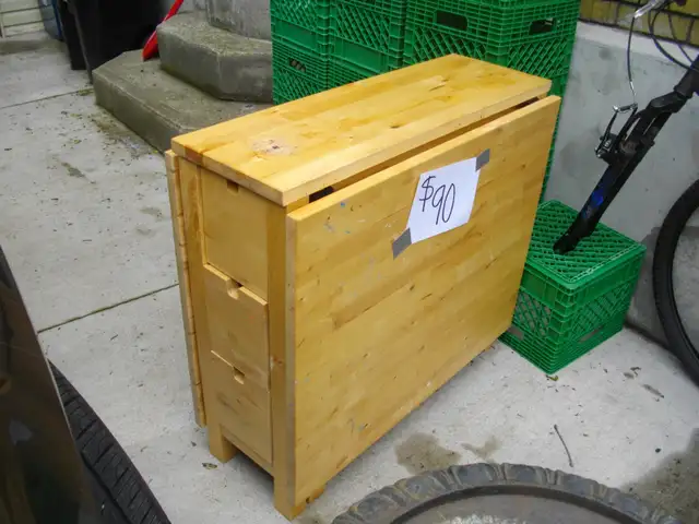 FOLDING WORK TABLE WITH 6 DROWERS  60'  35' OR JUST 12'