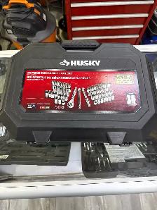 Husky 52 PC 1/2" Drive Mechanics Tool Set 1001-63 -Incomplete