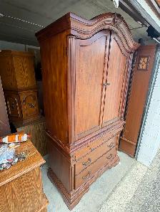 Free delivery used Wooden Armoire with Drawers - Photo 2