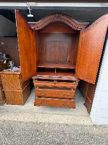 Free delivery used Wooden Armoire with Drawers - Photo 7