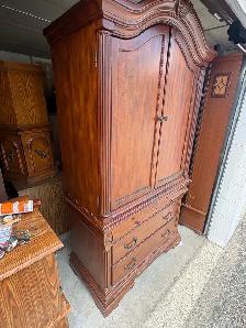 Free delivery used Wooden Armoire with Drawers - Photo 9