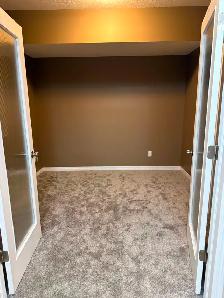 FOR RENT – Beautiful 3 Bedroom, 2 Bathroom Ground-Level Condo - Photo 9