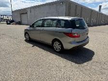 2012 MAZDA5 MINIVAN - Photo 4