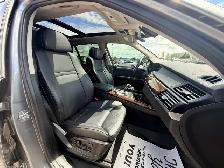 2011 BMW X5 50i - Photo 10