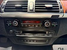 2011 BMW X5 50i - Photo 21