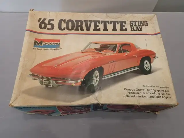 1965 Corvette Stingray Model Kit