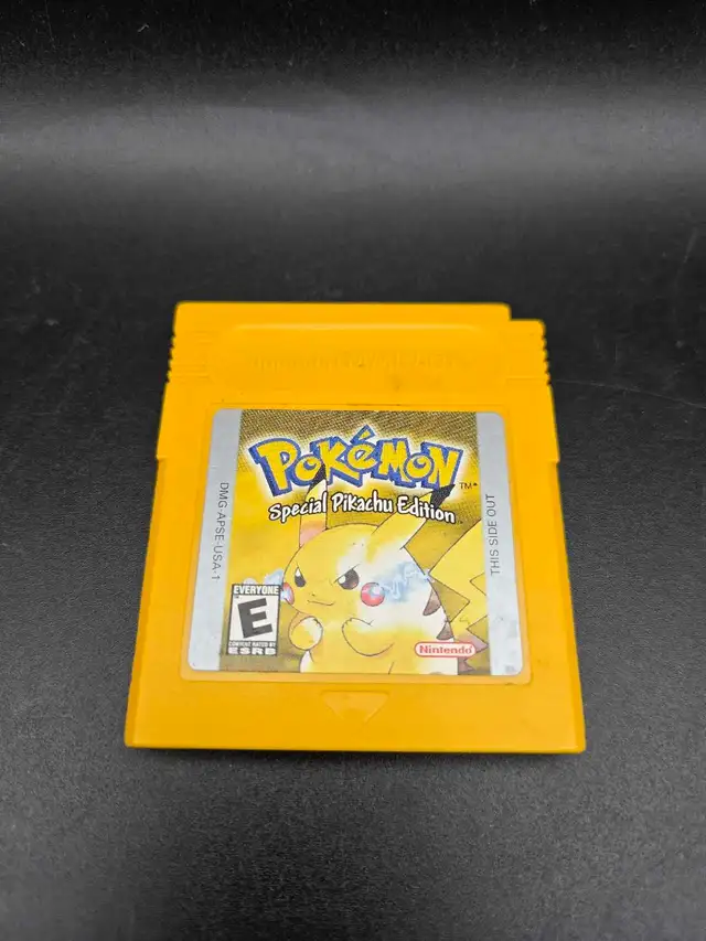 GAMEBOY POKÉMON SPECIAL PIKACHU EDITION