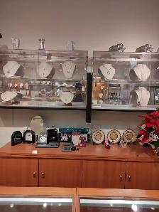 SHOWCASES, JEWELLERY SAFES & WALL CABINETS FOR SALE - Photo 5