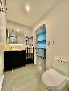 June20-30,Fully furnished new studio near uqam , old porMontreal - Photo 8