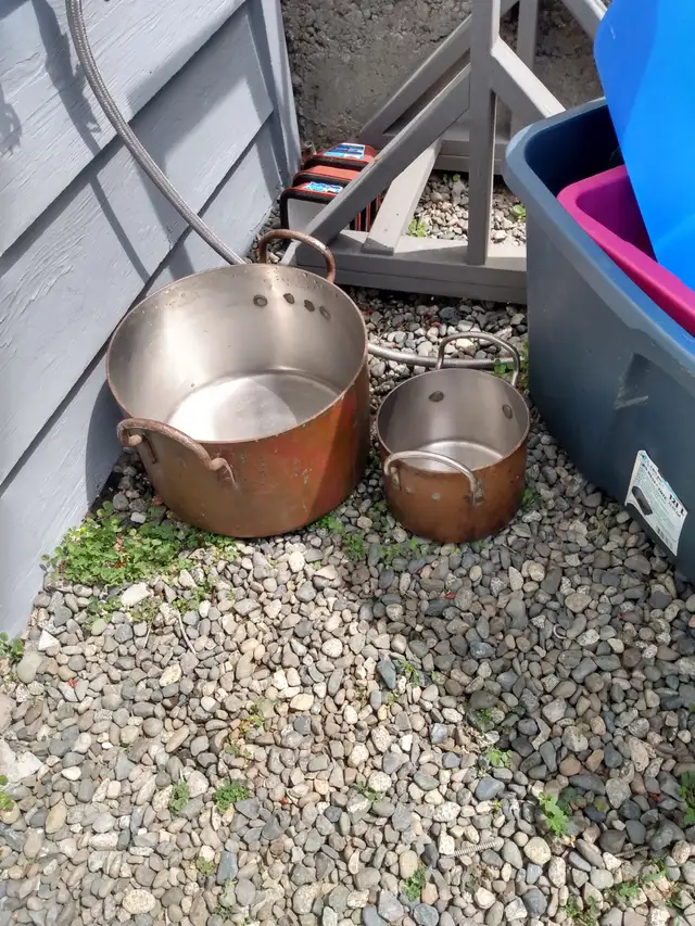 Copper pots