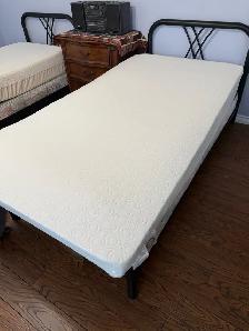 twin beds - Photo 7