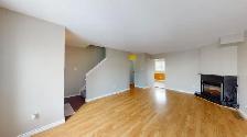 SPACIOUS THREE BEDROOM TOWNHOME BY HOSPITAL - Photo 2