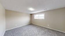 SPACIOUS THREE BEDROOM TOWNHOME BY HOSPITAL - Photo 23