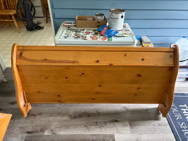 queen bed