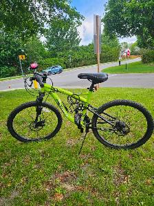 Schwinn 20" bike in good condition, Kanata