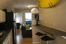 Neat, Quiet Two Bedroom - Photo 6