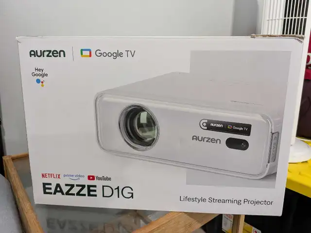 GOOGLE TV 4K STREANING  PROJECTOR